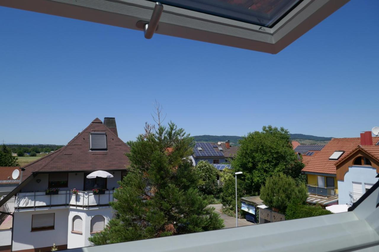 Moderne 2 Zi - Fewo Weinbergliebe Am Tuniberg Zwischen Freiburg Und Frankreich Merdingen Exterior foto